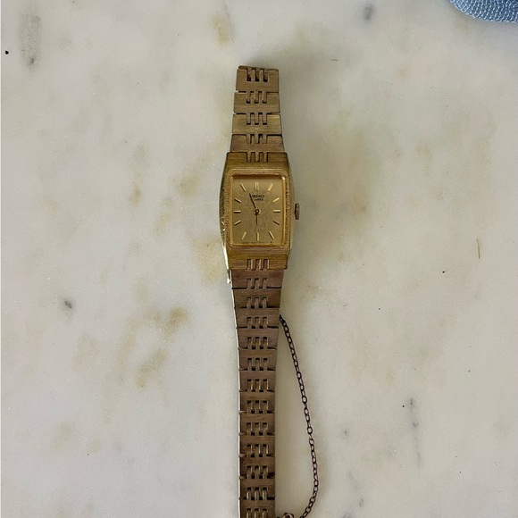 Vintage Seiko Gold Tone Bracelet Watch 1400-6130 1981 Minimalist Tank Style - Picture 5 of 10